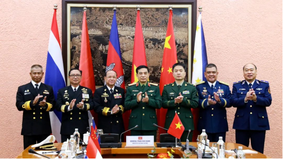 CCG Holds 6th High-level Meeting with VCG and Attends VCG and Friends Program